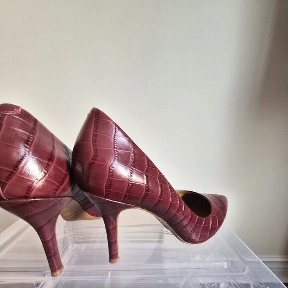Nine West Burgundy Snake-Embossed Leather, Size 8 1/2 - Picture 14 of 14